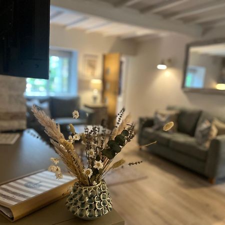 Posh Little Cottage Llangollen Extérieur photo